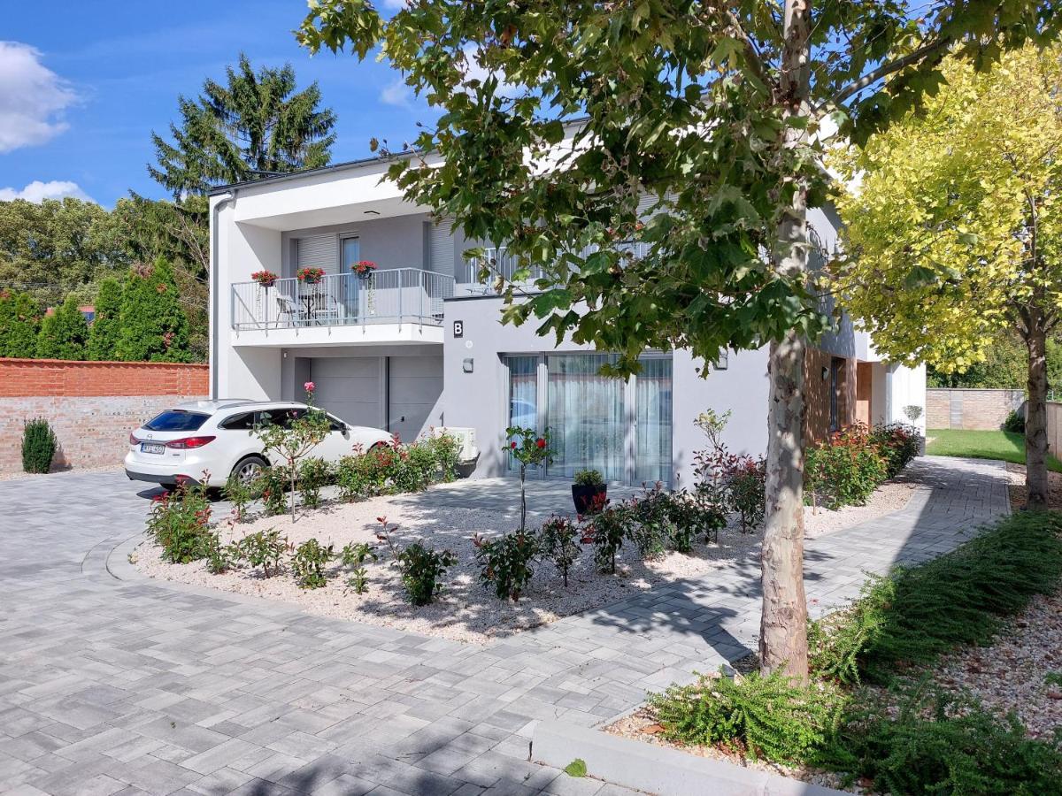 Linden Apartman 104 - Adults Only Mosonmagyarovar Exterior foto